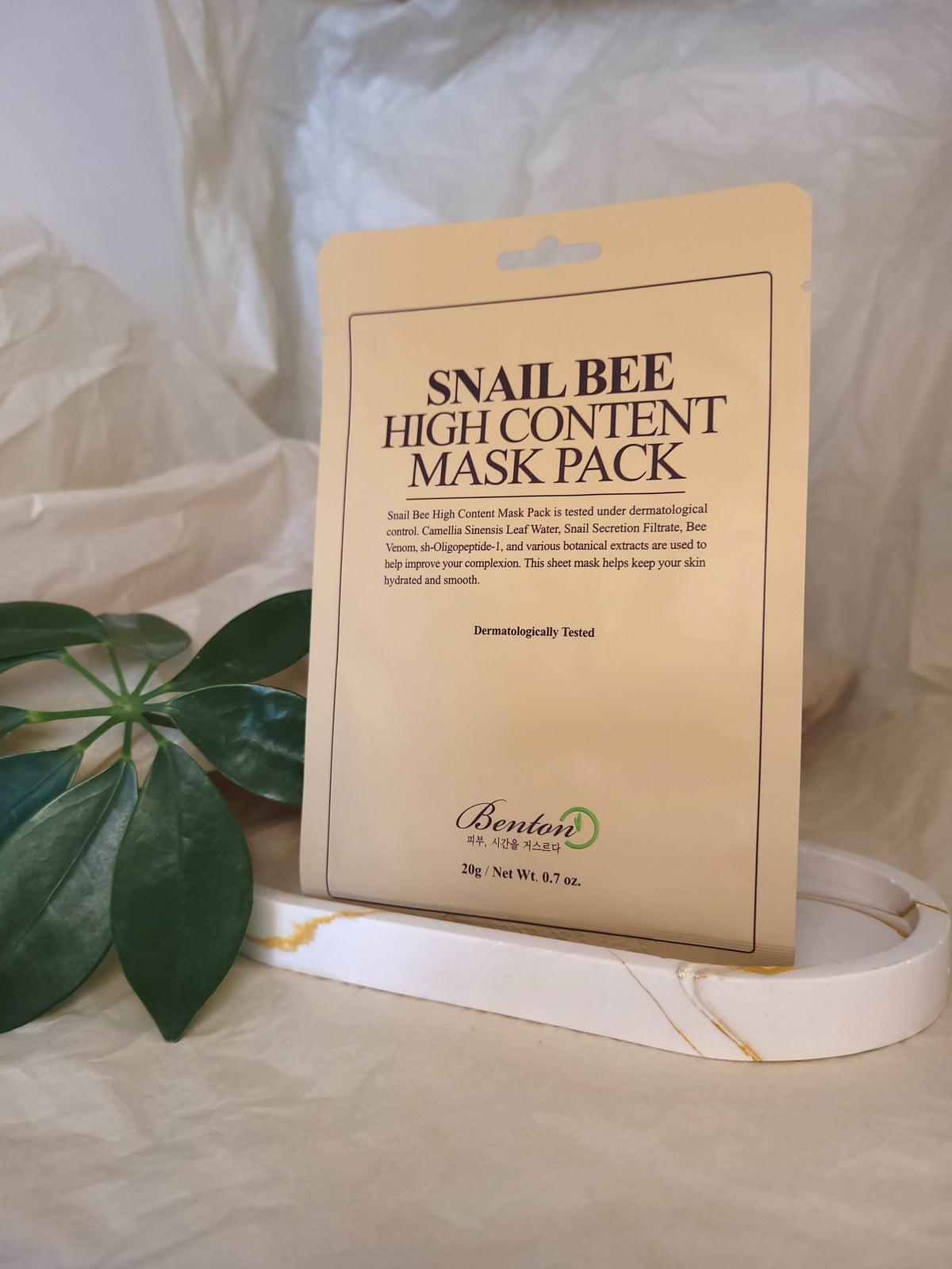 Snail Bee High Content Mask fremstilles af BENSON og forhandles af Glass Skin